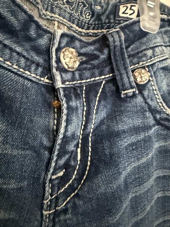 Miss Me Indigo Flare Jeans with Embellished Pockets - Picture 3 of 9